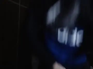 Gay sex chat with chikitooo - camgaychat.com - Britain