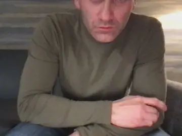 Gay sex chat with littlebunnylolo - camgaychat.com - Britain