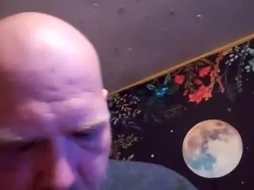 Gay sex chat with forgottenyeti - camgaychat.com - Britain