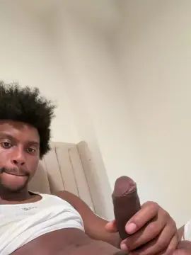 Gay sex chat with Negrounicoooooo - camgaychat.com