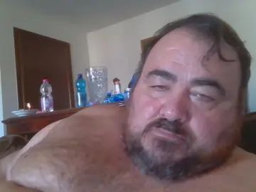 Gay sex chat with Luckymango74 - camgaychat.com - Britain