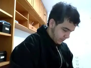 Gay sex chat with heyjude2310 - camgaychat.com - Britain