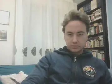 Gay sex chat with AndyBlondy - camgaychat.com - Britain