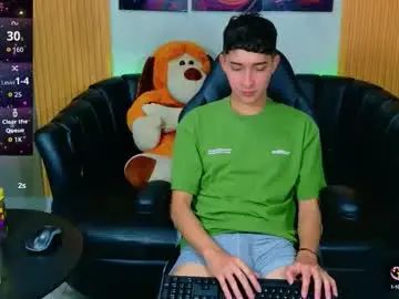  kygo_williams - camgaychat.com - Britain