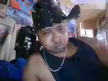  shaqdizzle249 - camgaychat.com - Britain