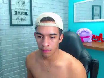  Jhonny_Mills - camgaychat.com - Britain
