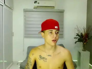  Julian_stonee1 - camgaychat.com - Spain