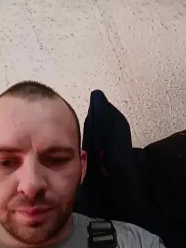  Milankure - camgaychat.com - Britain