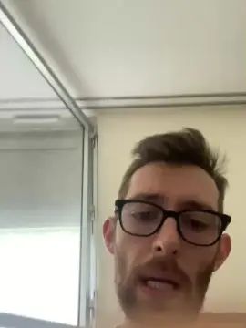  Neuch63fr - camgaychat.com - Britain