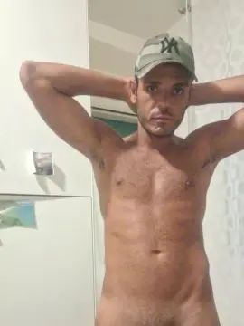  Aleshow95 - camgaychat.com - Britain