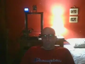  Pitulo - camgaychat.com - Britain