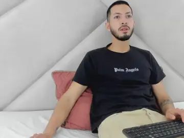  MRFRANCO_VC - camgaychat.com - Britain