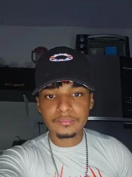 Gay sex chat with gabriel5257 - camgaychat.com - Portugal