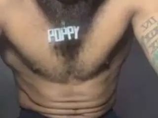 Gay sex chat with mistergoodwood - camgaychat.com
