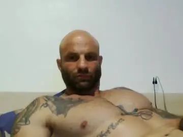 Gay sex chat with marco505050146083 - camgaychat.com - Britain