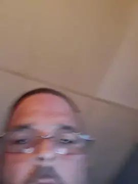 Gay sex chat with Crazytrain696 - camgaychat.com - Britain