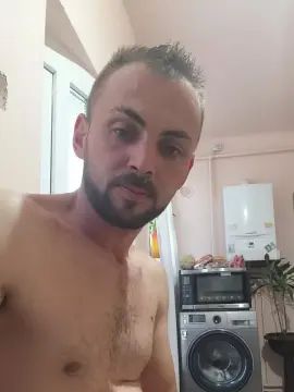 Gay sex chat with Papychulo90 - camgaychat.com - Britain