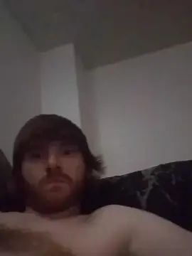 Gay sex chat with Redwolf670 - camgaychat.com - Britain