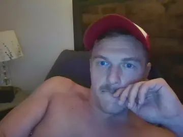 Gay sex chat with CumsRivers - camgaychat.com - Britain