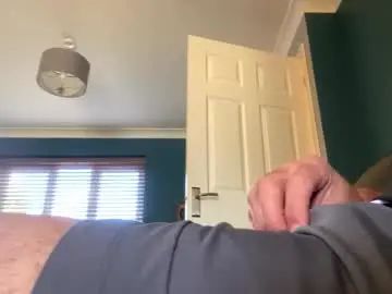 Gay sex chat with 77funloving - camgaychat.com - Britain