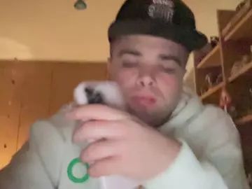 Gay sex chat with countessgaga - camgaychat.com - Britain