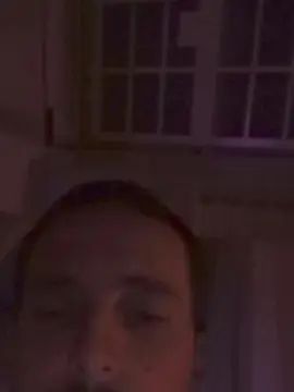 Gay sex chat with andreax26 - camgaychat.com - Italy
