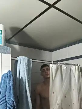 Gay sex chat with Enev - camgaychat.com - Spain