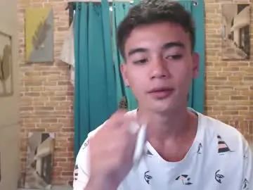 Gay sex chat with ur_naughtyboy_raphael - camgaychat.com - Britain