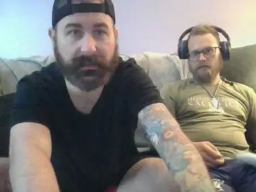 Gay sex chat with bendstraw - camgaychat.com - Britain