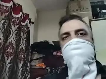 Gay sex chat with rockyforu72 - camgaychat.com - Britain