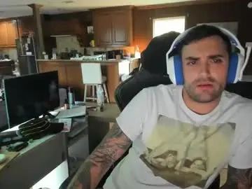 Gay sex chat with cashmaster_sterling - camgaychat.com