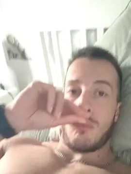 Gay sex chat with Mrfitdanny - camgaychat.com - Britain