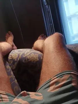 Gay sex chat with Dvjkjvgbnnk - camgaychat.com - Britain