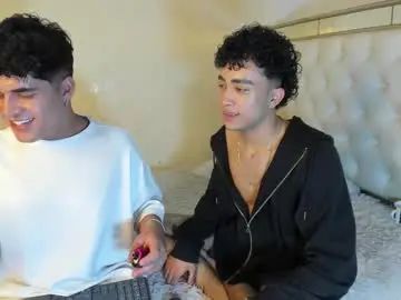 Gay sex chat with latin_match - camgaychat.com - Britain