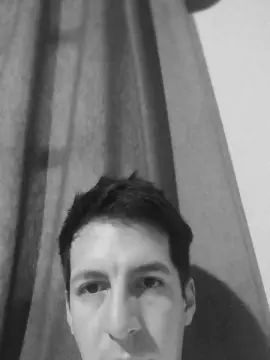 Gay sex chat with rodricbax - camgaychat.com - Britain