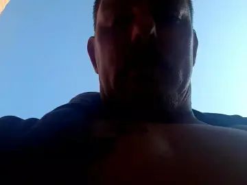 Gay sex chat with TylerHodge - camgaychat.com - Britain