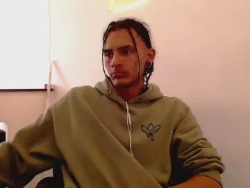 Gay sex chat with LianScot - camgaychat.com - Britain
