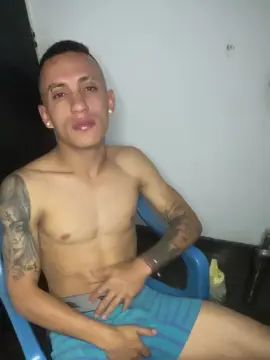 Gay sex chat with FRANCHESTO_KR - camgaychat.com - Britain