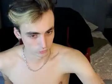 Gay sex chat with oliver__martinez - camgaychat.com - Britain