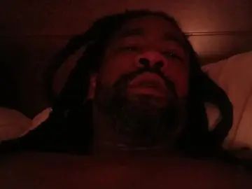 Gay sex chat with BestShowonEarth - camgaychat.com - Britain