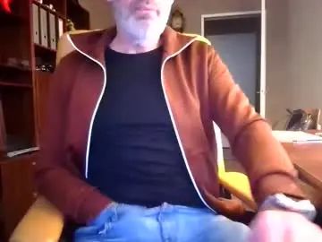 Gay sex chat with dutchsubmissivenl - camgaychat.com - Britain
