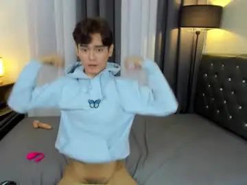 Gay sex chat with nicole_morena - camgaychat.com