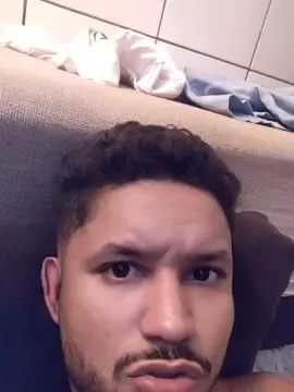 Gay sex chat with Rodrigobaiano - camgaychat.com - Portugal