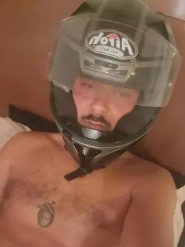 Gay sex chat with Gio3689 - camgaychat.com - Italy