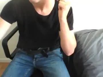 Gay sex chat with tstreck1 - camgaychat.com - Britain