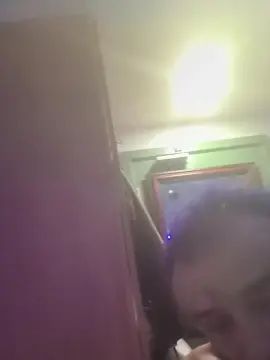 Gay sex chat with JCPDXLH - camgaychat.com - Britain