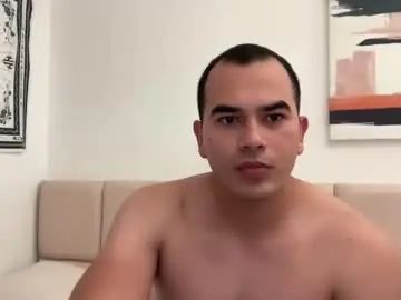 Gay sex chat with eric_jaeger - camgaychat.com - Britain