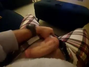Gay sex chat with funtimes1691 - camgaychat.com - Britain