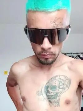 Gay sex chat with green244 - camgaychat.com - Spain