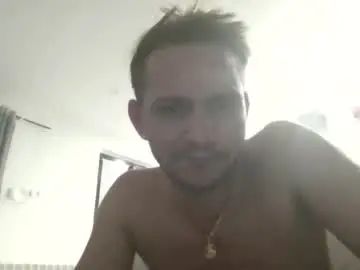 Gay sex chat with davisinho416017 - camgaychat.com - Britain